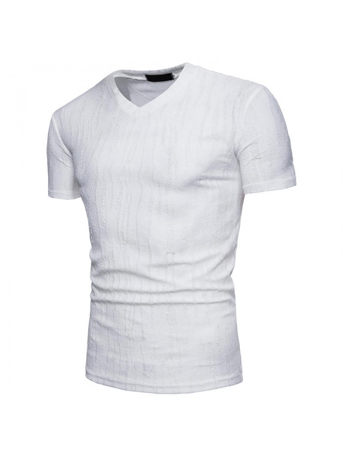 V-neck slim t-shirts are popular