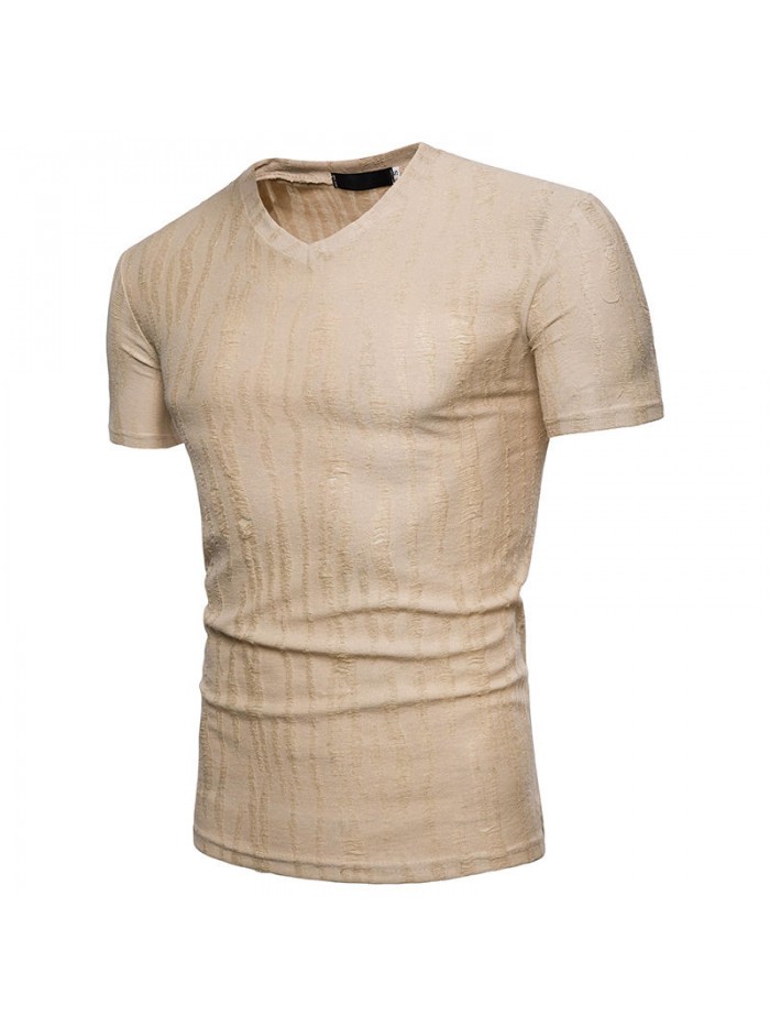 V-neck slim t-shirts are popular